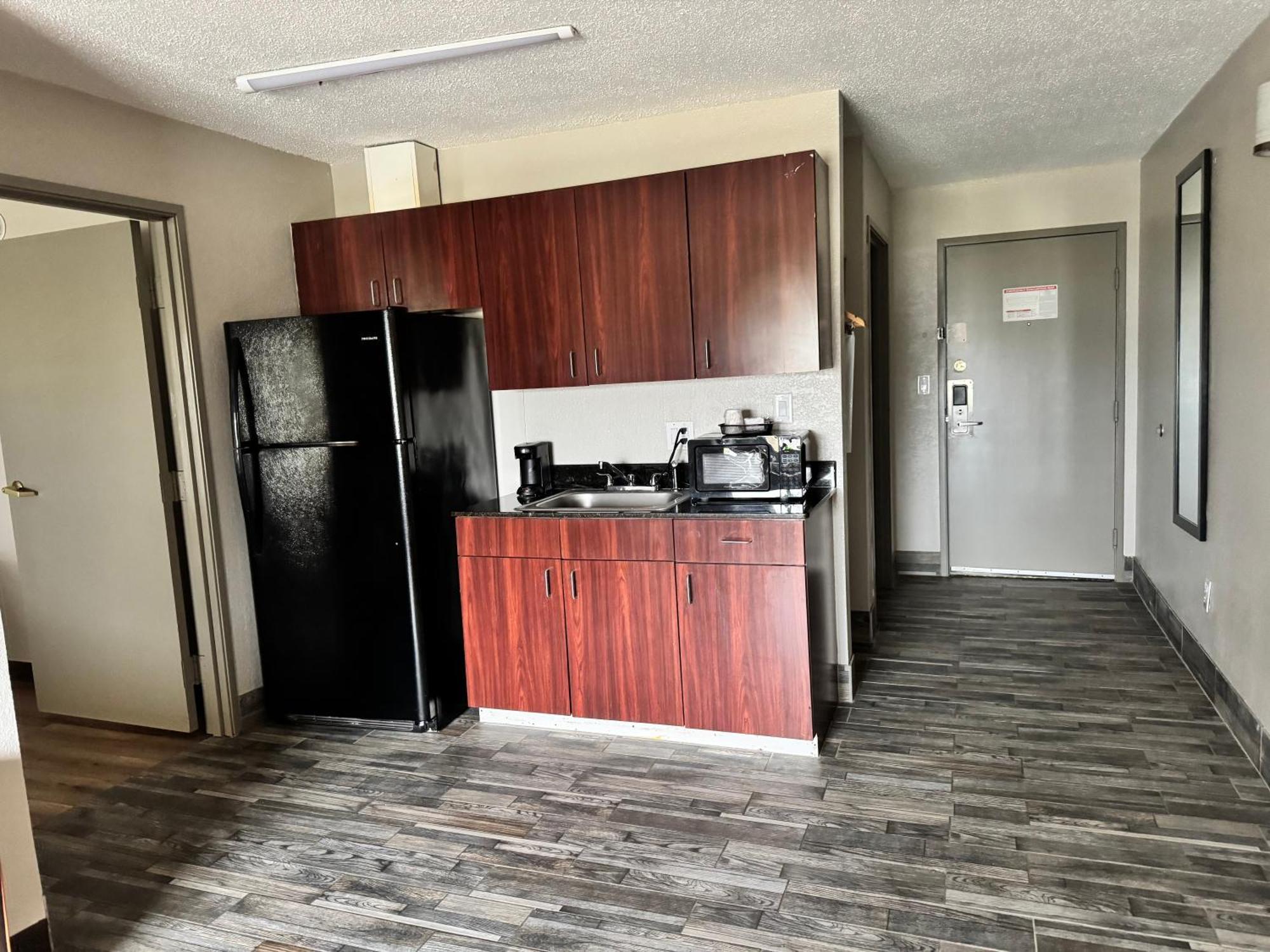 Days By Wyndham Mauldin/greenville Greenville