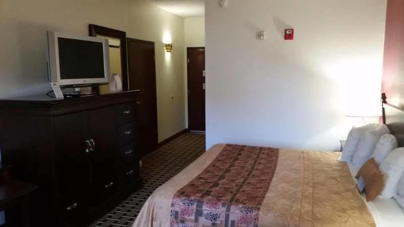Days By Wyndham Mauldin/greenville Hotel 2*