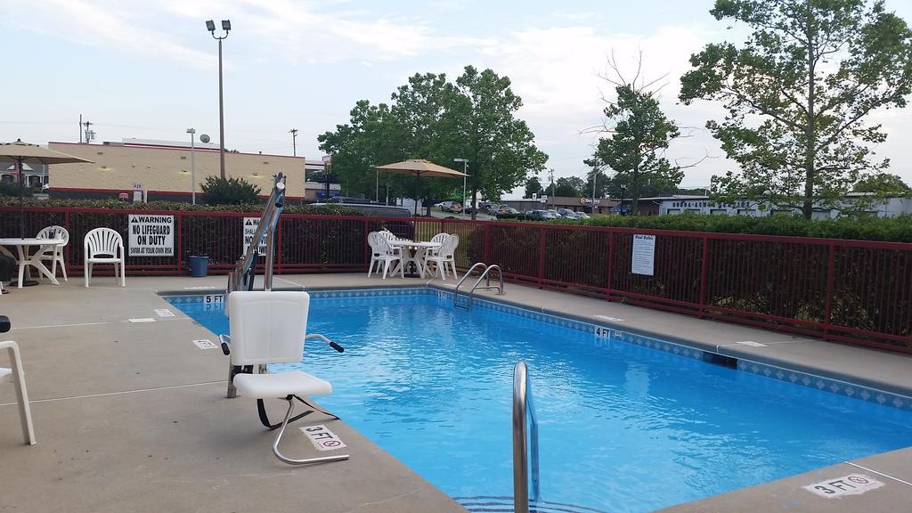 Days By Wyndham Mauldin/greenville Greenville